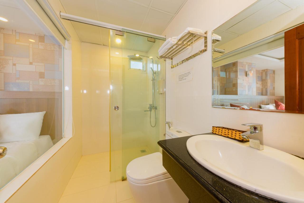 Dubai Nha Trang Hotel Managed By Ht Екстериор снимка